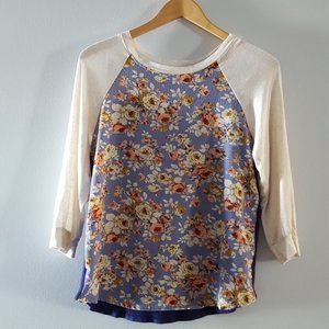 Twenty Second Lightweight Floral Raglan 3/4 Sleeve Shirt Size Small